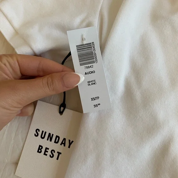 Aritzia Sunday Best cropped, button-front polo - Picture 3 of 5